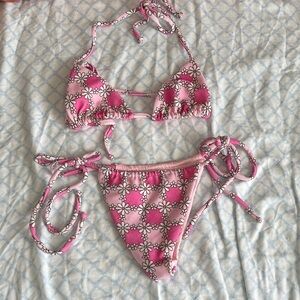 frankie’s bikini pink set